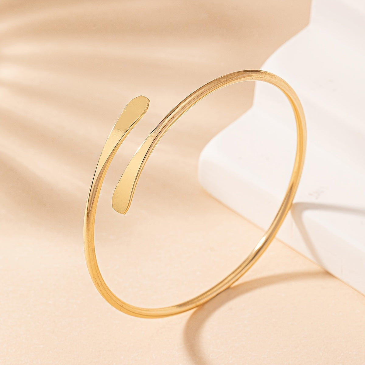 Élégance Artisanale | Klassieke Armband Met Subtiele Details | Handgemaakte Elegantie - Voor Moderne Dames