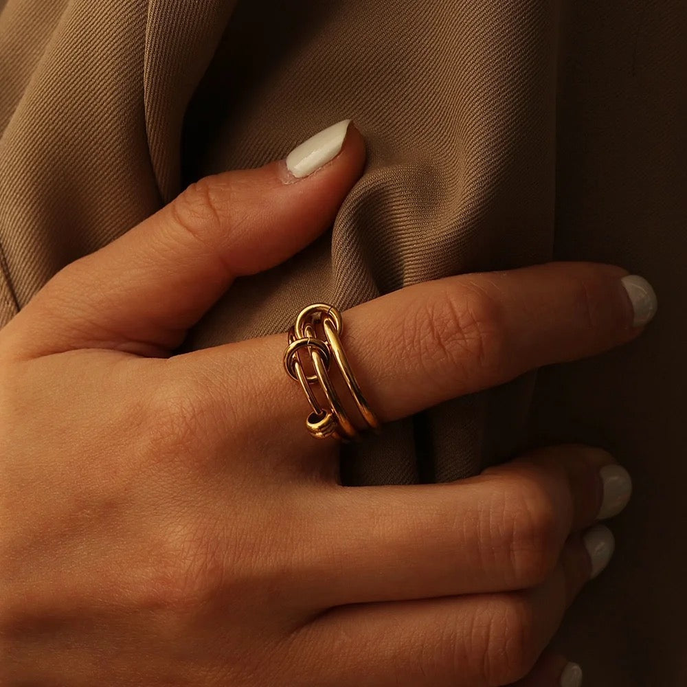 CONNECTION Triple Ring