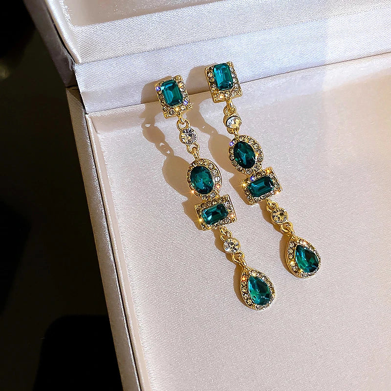 Emerald Romance Earrings | Tijdloze Elegantie