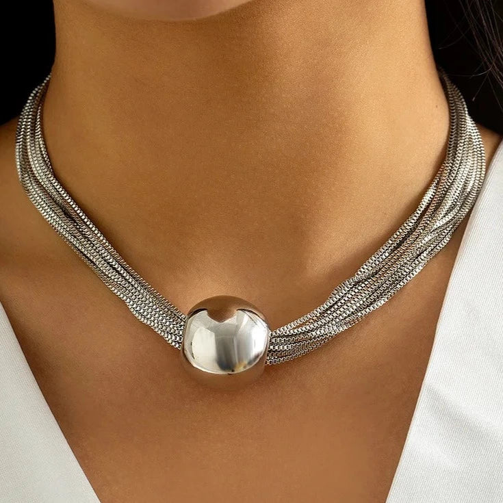 Joa | Elegante Ketting met Glanzende Bol