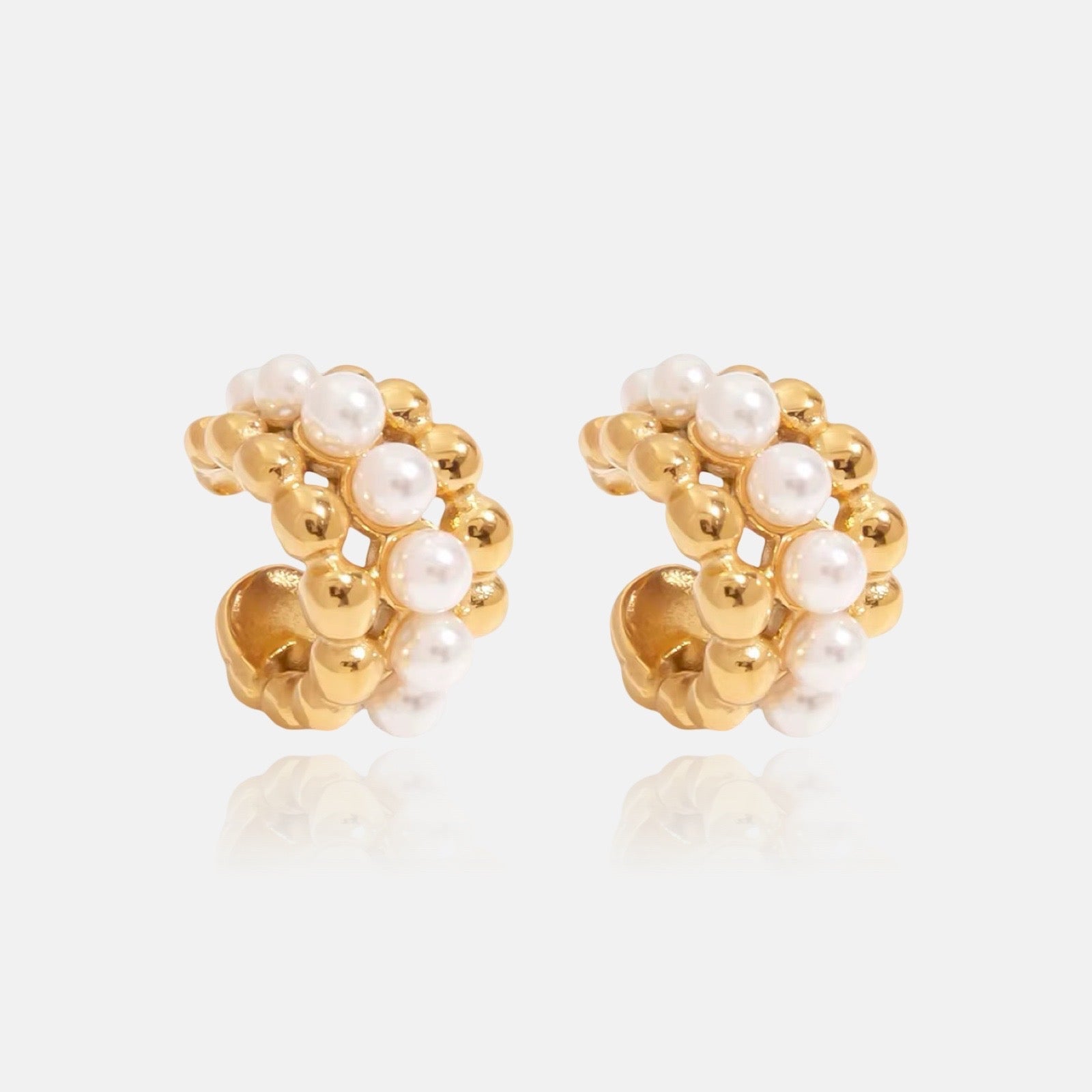 Dainty Pearl Ear Cuff