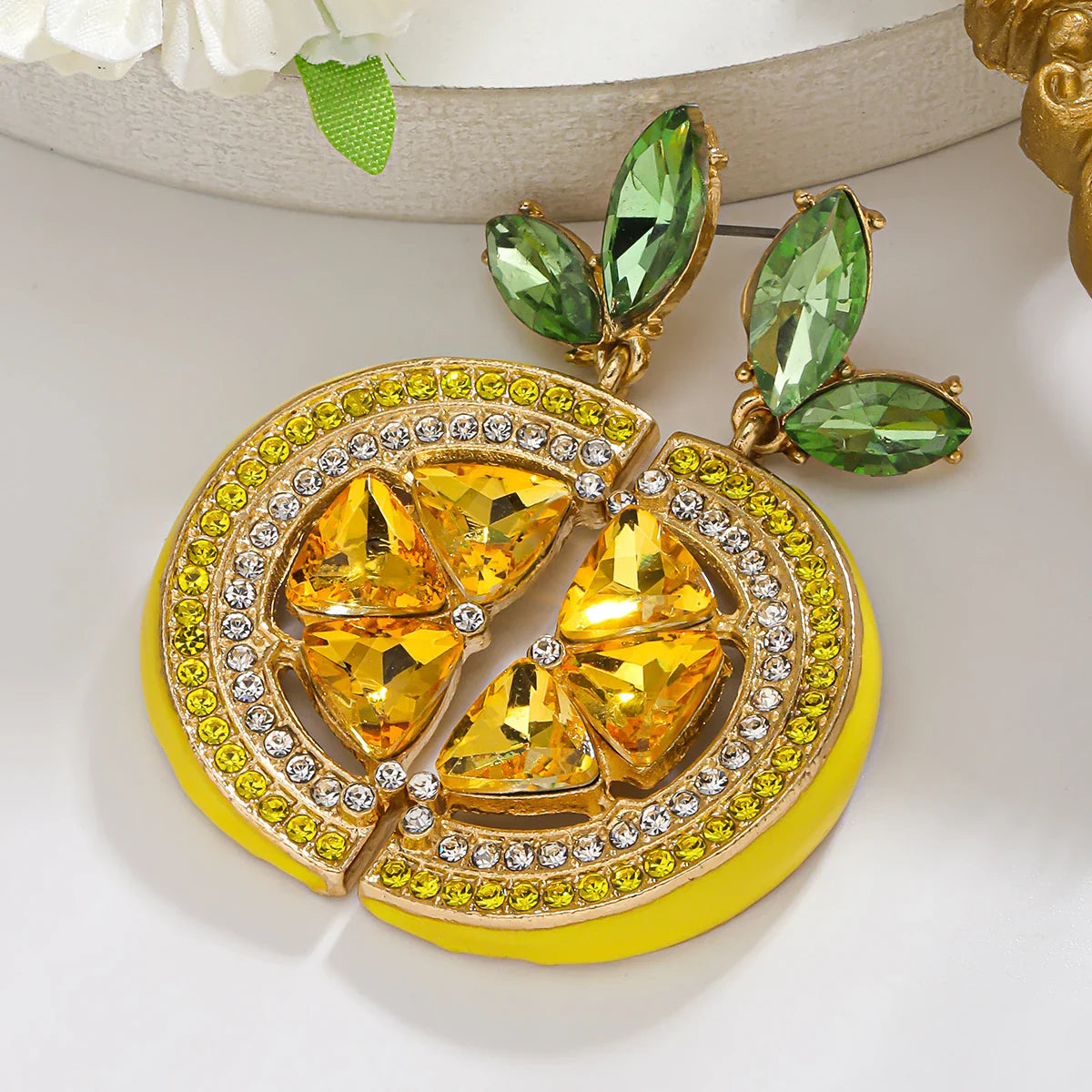 Crystal Lemon Earrings | Gouden Citrusoorringen met Kristallen voor de Zomer