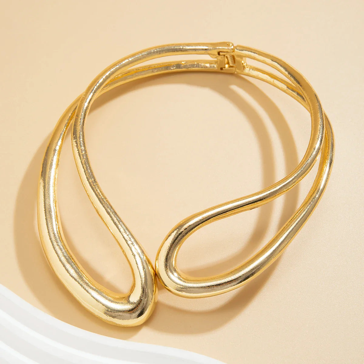 Geometrische Statement Choker XXL | 14K Verguld Goud – Strakke Power Look