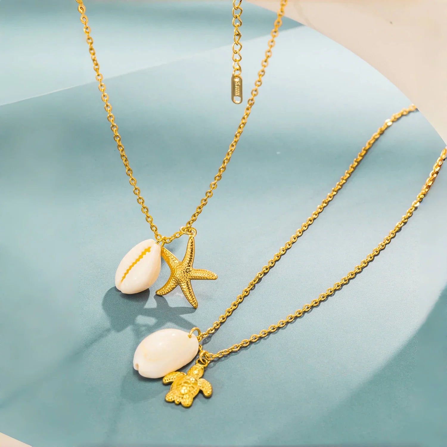 Beach Shell Necklace | Gouden Damesketting met Schelp, Schildpad of Zeester