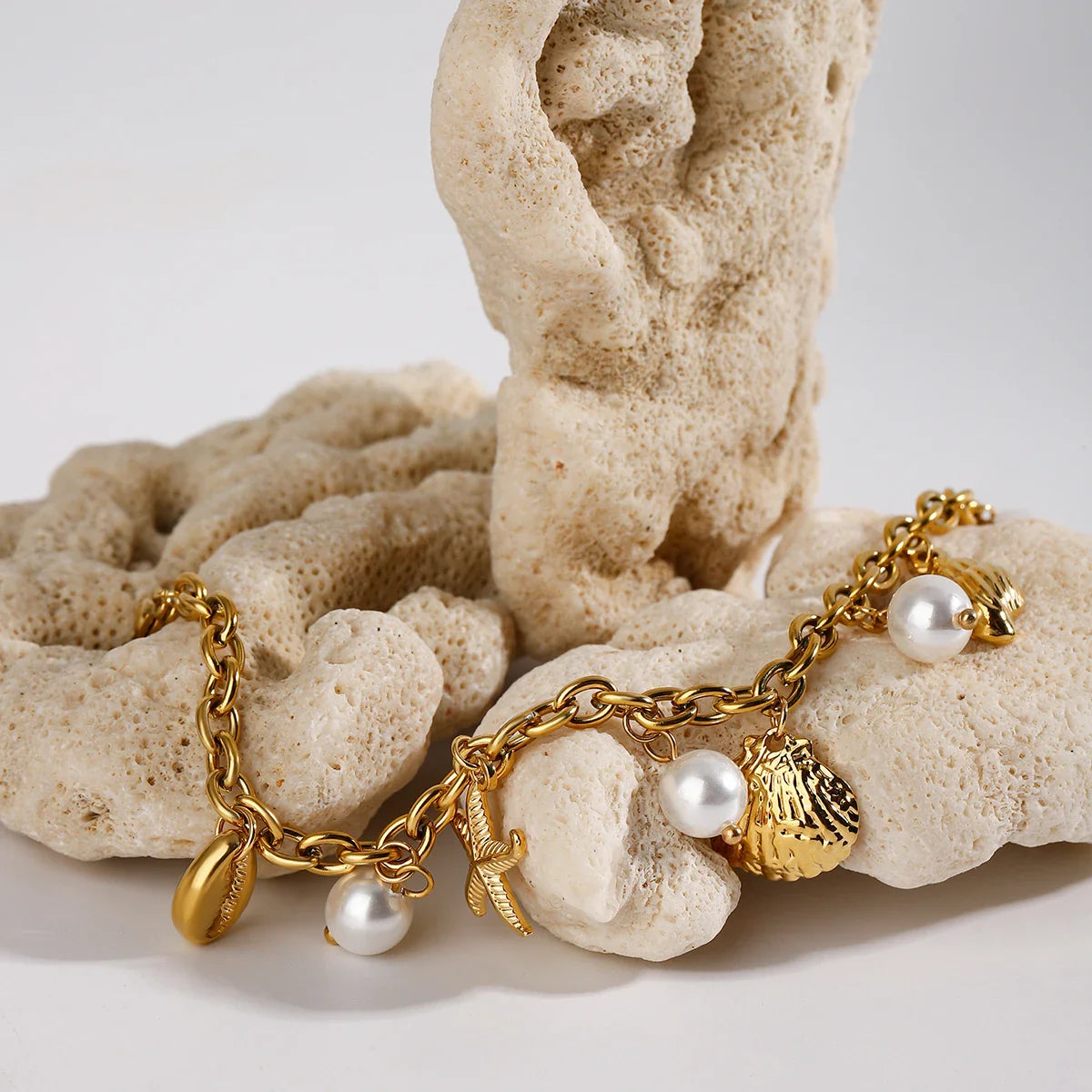 Beach Bracelet | 18k Verguld Goud | Zomers Armbandje met Luxe Gloed