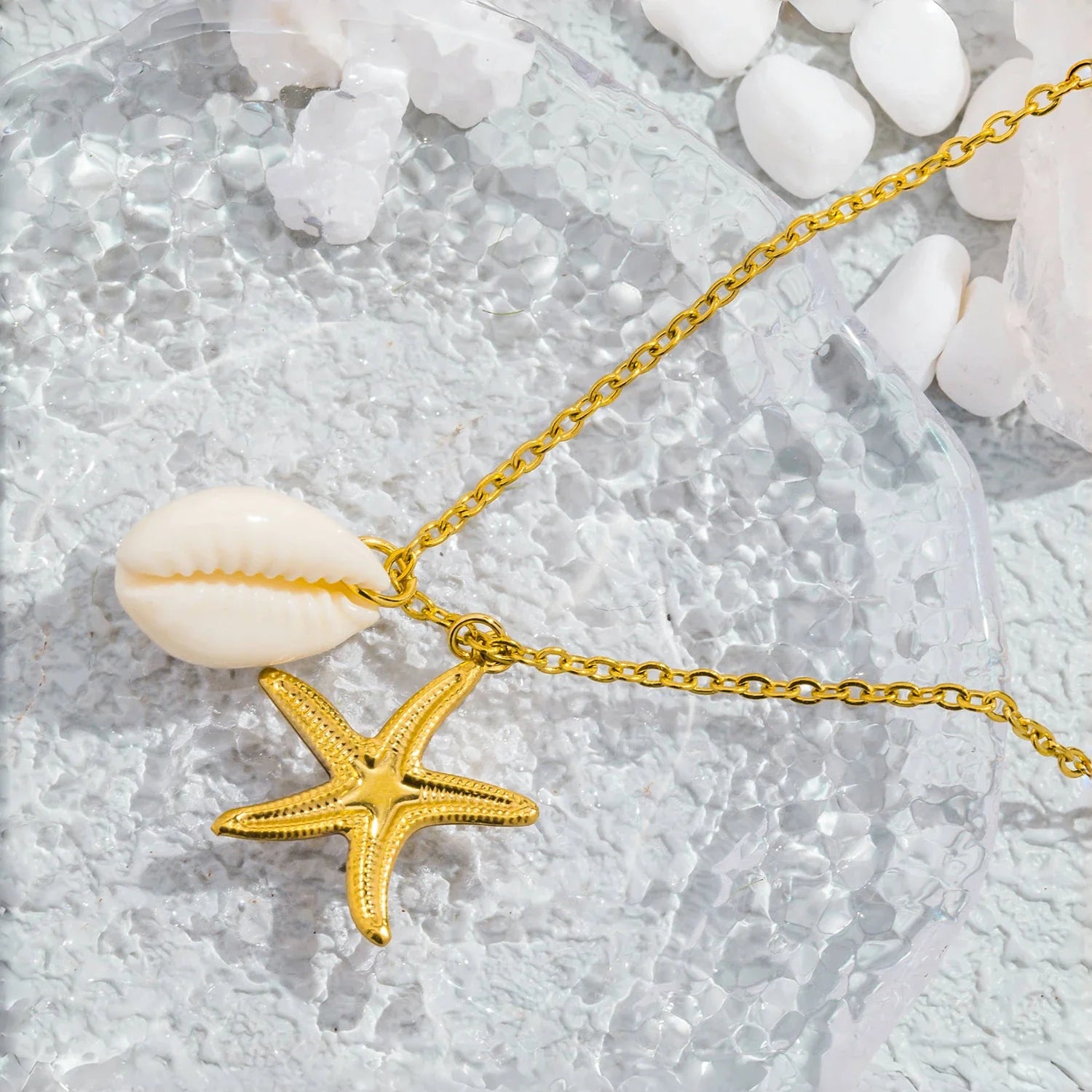 Beach Shell Necklace | Gouden Damesketting met Schelp, Schildpad of Zeester