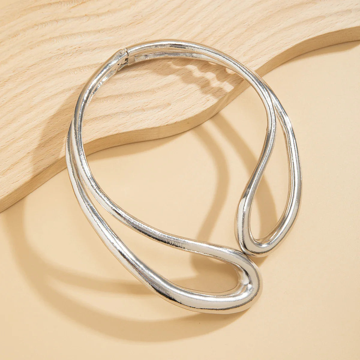 Geometrische Statement Choker XXL | 14K Verguld Goud – Strakke Power Look