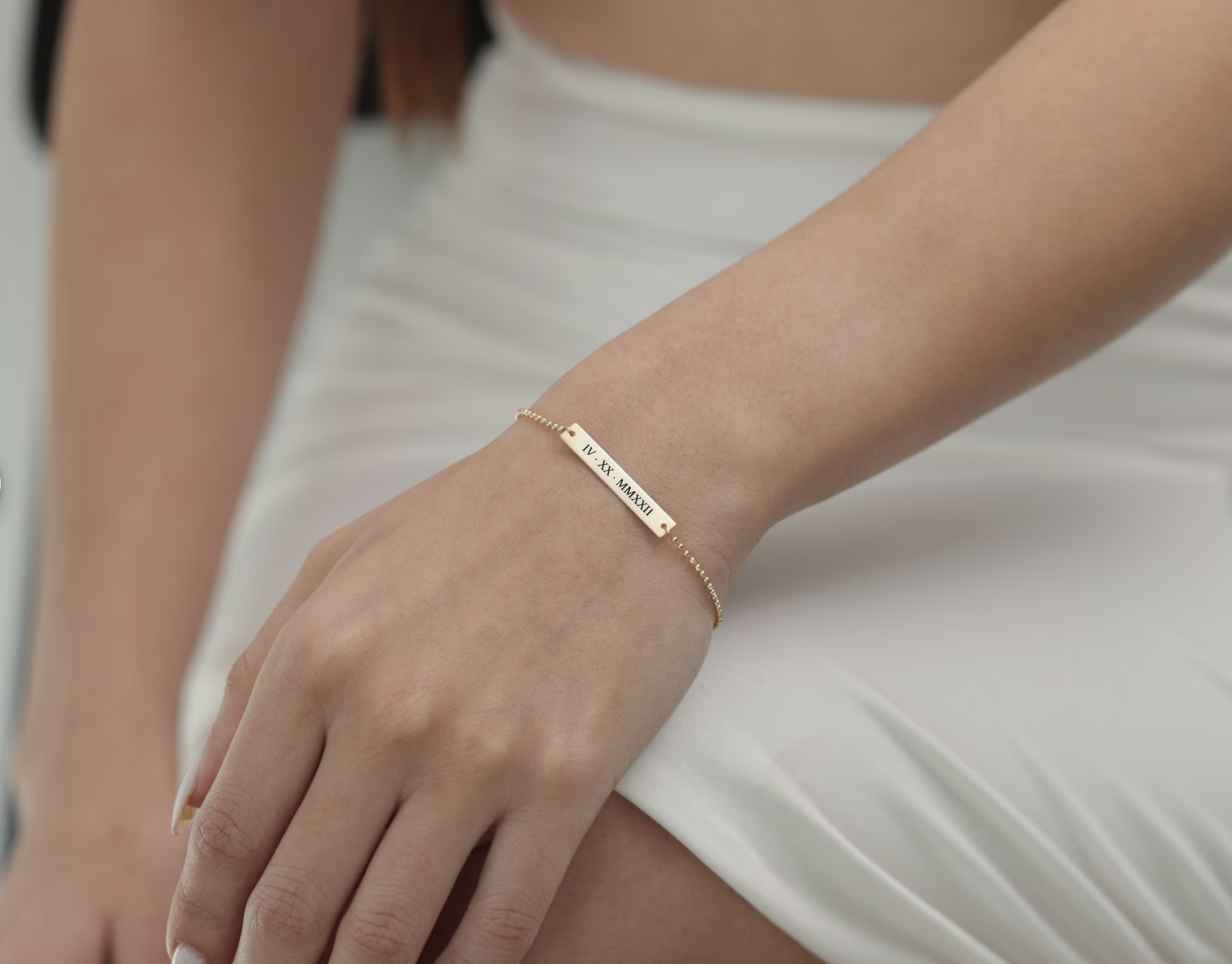 MEMORY - Custom Engraved Delicate Plate Bracelet