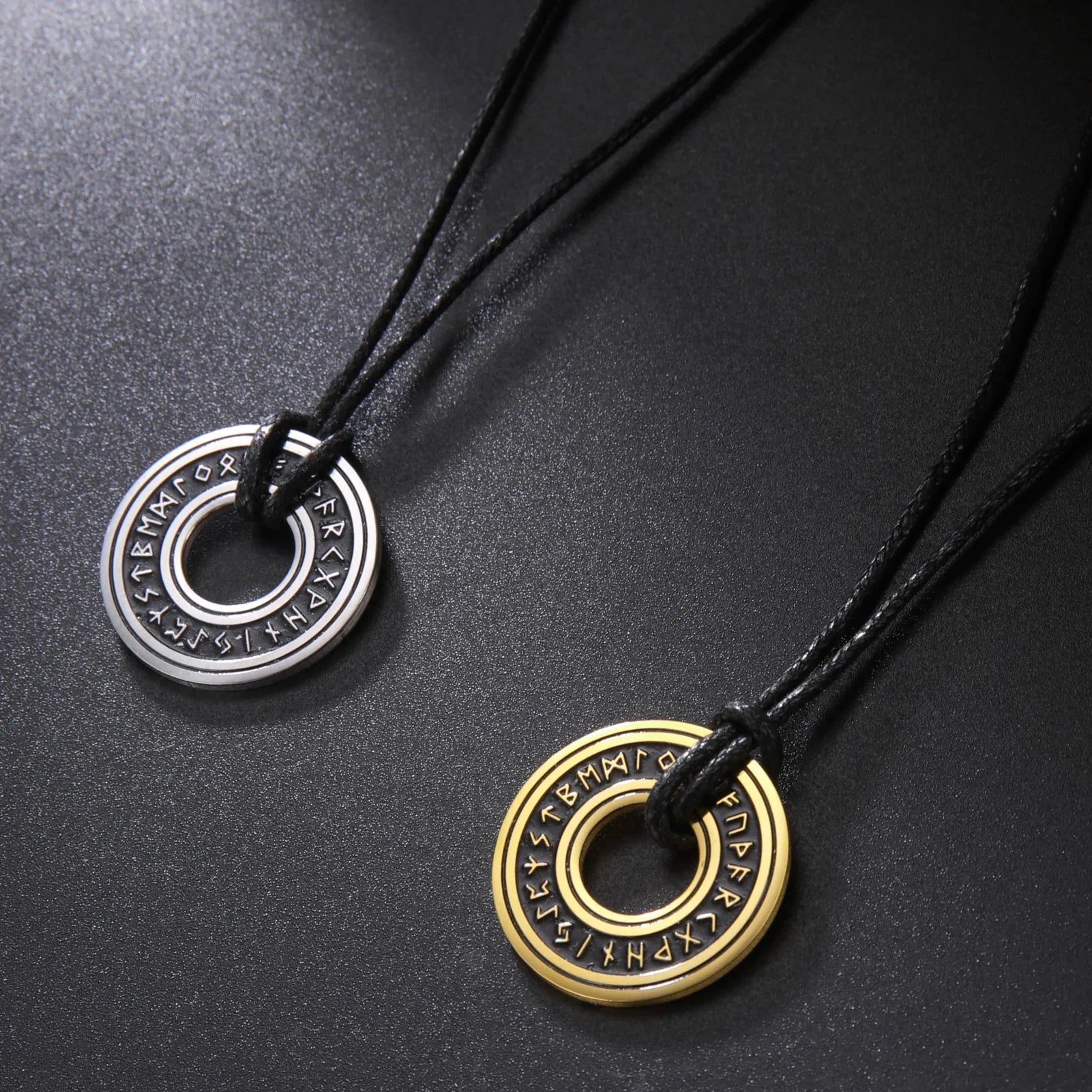Viking Rune Ketting voor Mannen | Kracht en Rijkdom Manifesteren, 925 Sterling Zilver