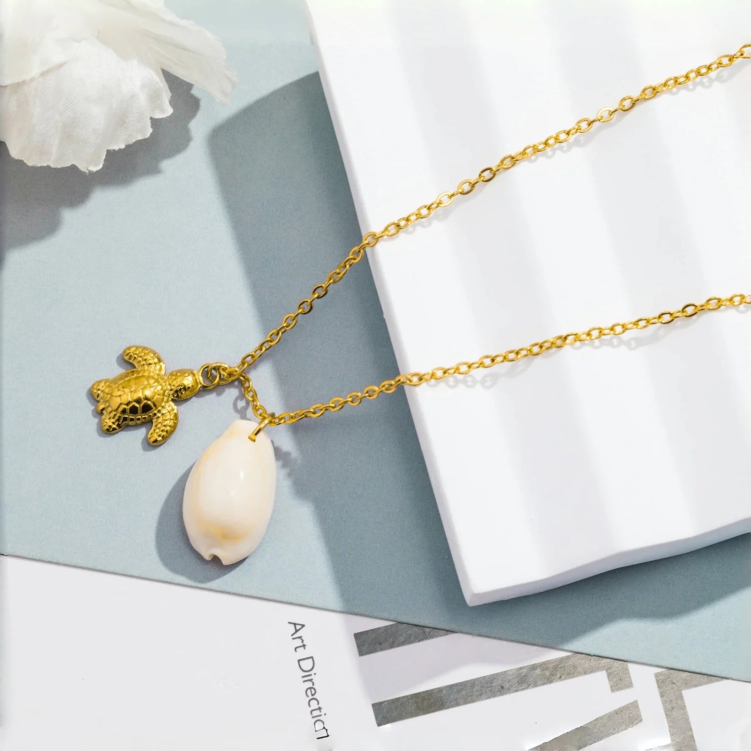 Beach Shell Necklace | Gouden Damesketting met Schelp, Schildpad of Zeester