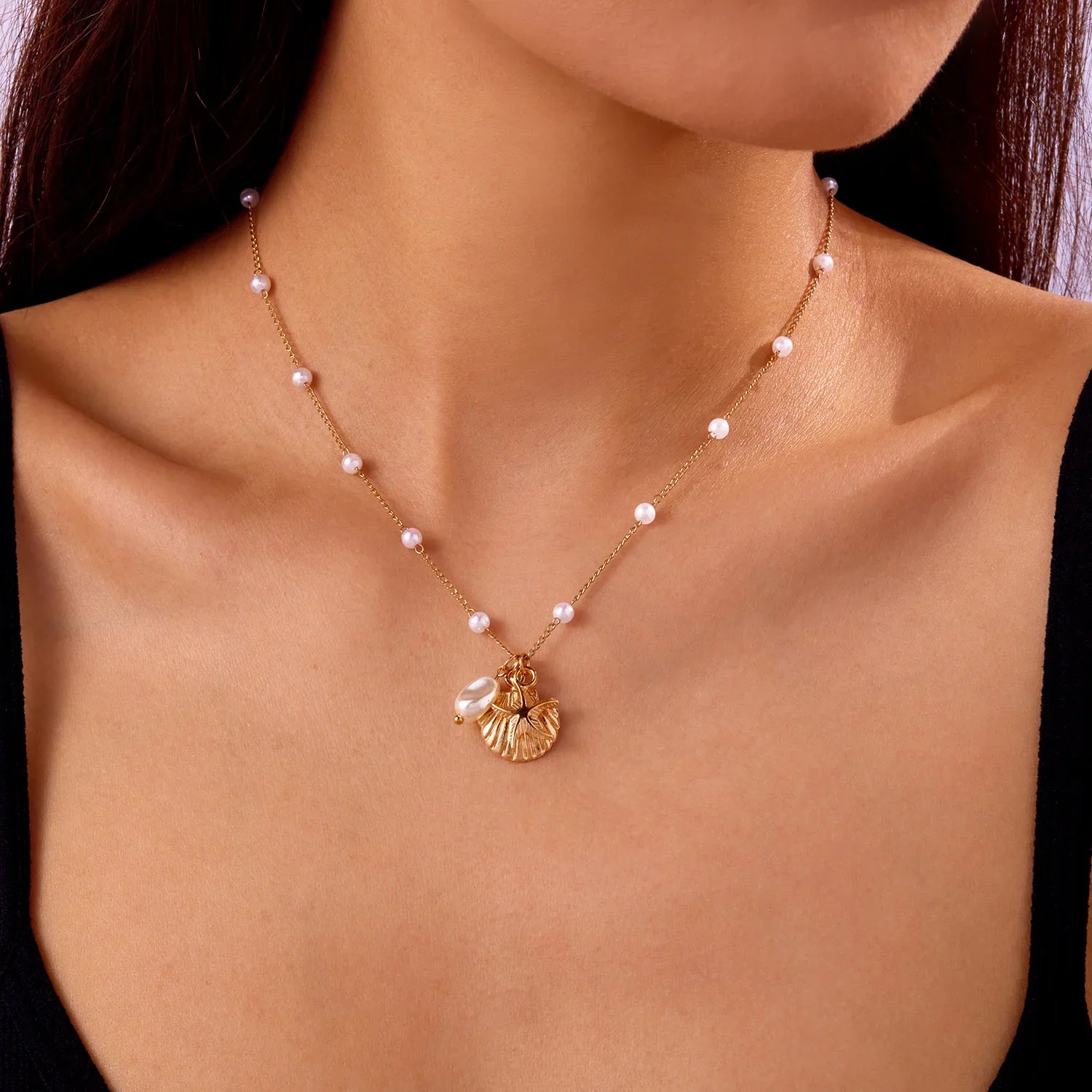 Marina's Goldshell Necklace