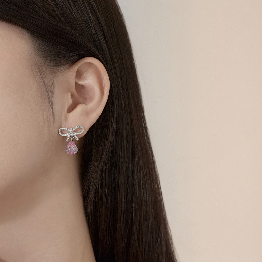 Pink Crystal Teardrop Bow Earrings | Luxe Oorbellen voor Dames