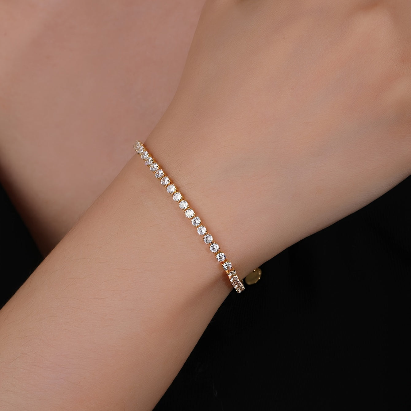 Brillance Éternelle | Hoogwaardige Tennis Armband | Vergulde Koper Met Sprankelende Zirconia - Perfect Cadeau Voor Moeder of Diploma