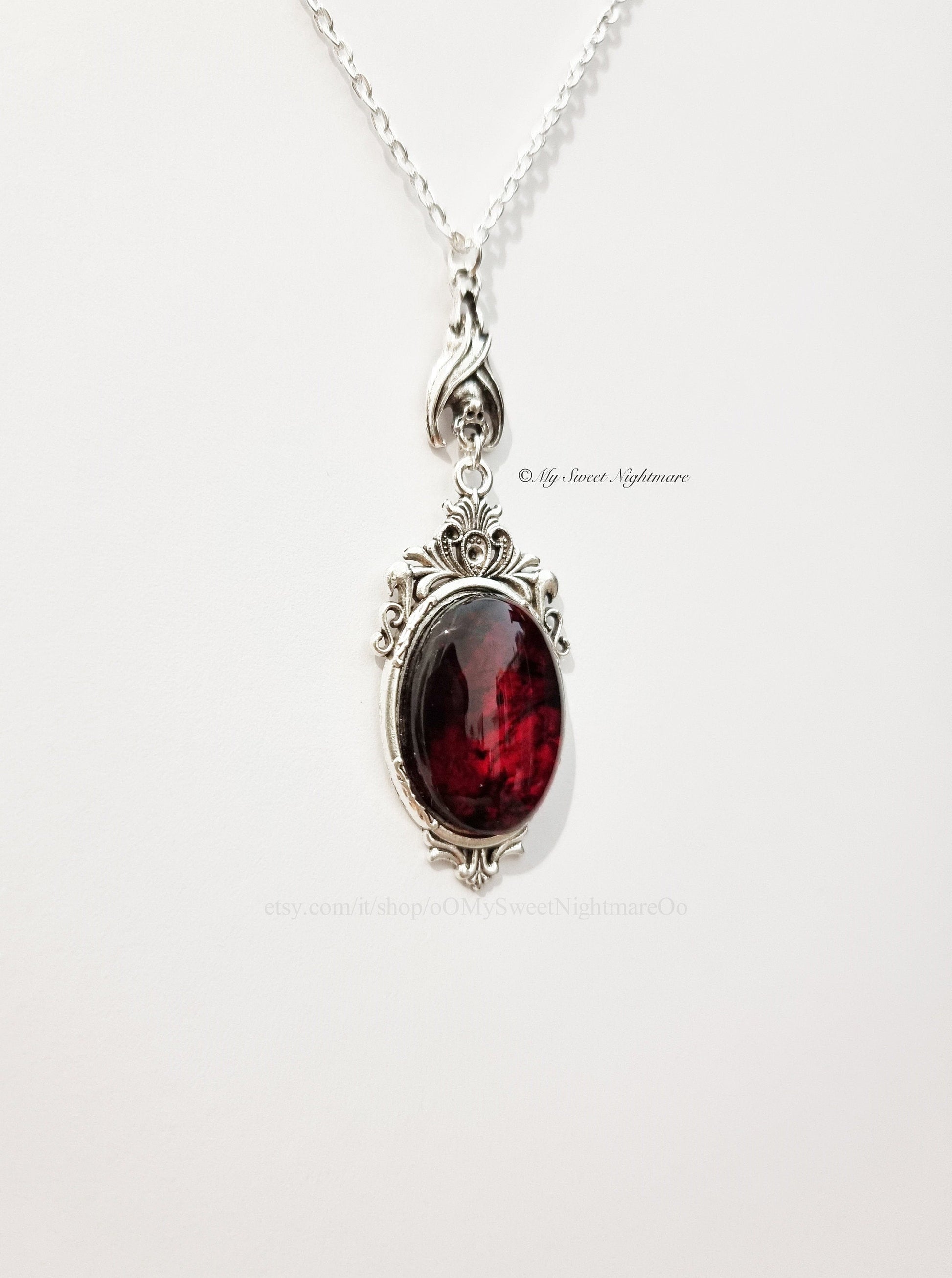Victorian Gothic Vampire Bat Necklace - Unique Cameo Jewelry for Witchy Style