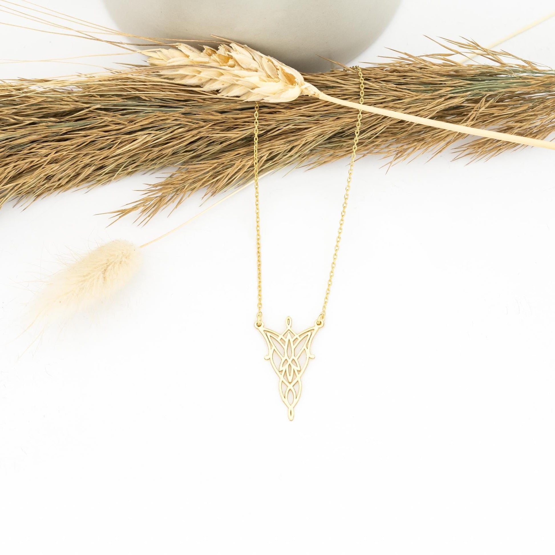 Minimalist Evenstar Necklace - LOTR-Inspired Fairy Tale Pendant with Dainty Chain | Perfect Gift for Elven Queen Fans