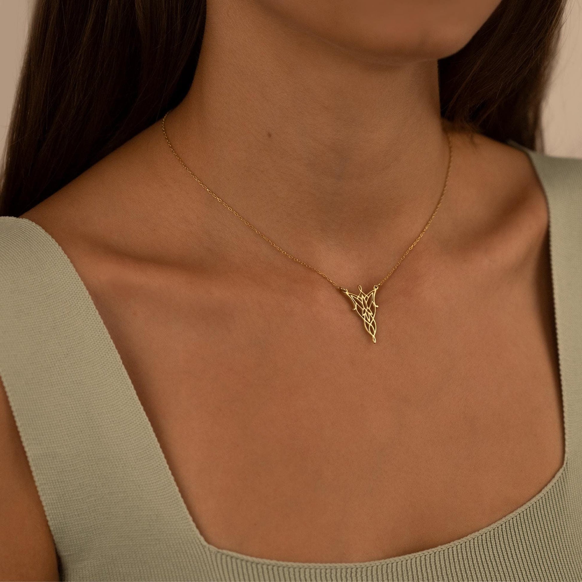 Minimalist Evenstar Necklace - LOTR-Inspired Fairy Tale Pendant with Dainty Chain | Perfect Gift for Elven Queen Fans