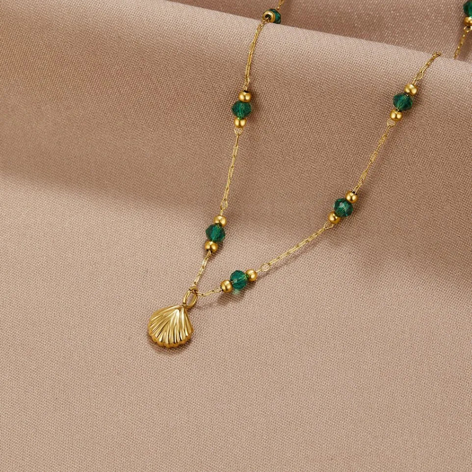 Collier - Nerissa - Gouden Schelp & Groen Agaat - Waterdicht en Aanslagvrij - Perfect voor Elke Gelegenheid